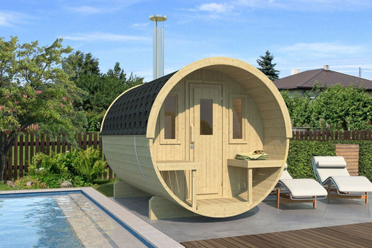 Saunamo Sauna extérieur Barrel 235 à côté d'une piscine.