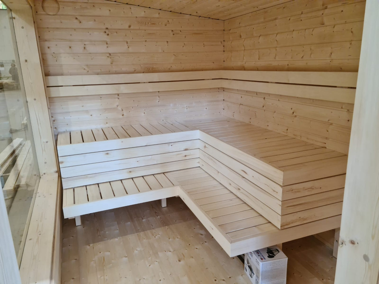 Saunamo Banc en bois dans le sauna Modulaire