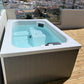 Saunamo Bain hydromassant Serena 190 sur une terrasse.